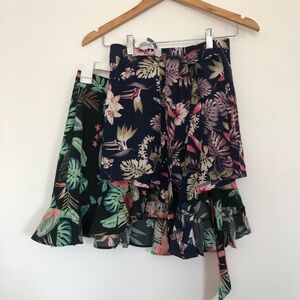 Bundle of 2 Mini Skirts / Skort Shein XS